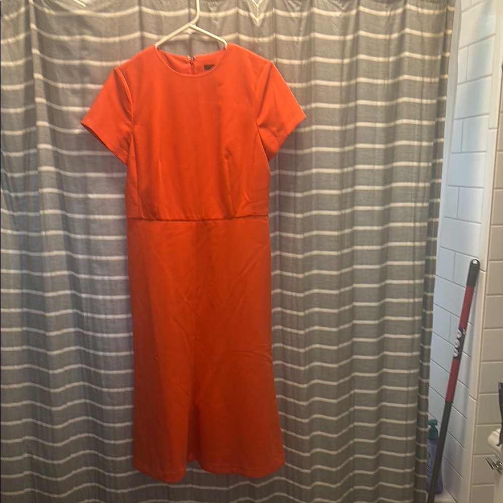 Elegant Orange Midi Dress